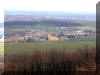 Hercegk�ti l�tk�p a Papaj-oldalr�l (h�tt�rben a Gombos-hegy �s m�g�tte S�rospatak)