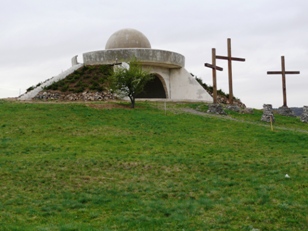 Tavasszal el�ltett�k az �r�kz�ldeket
