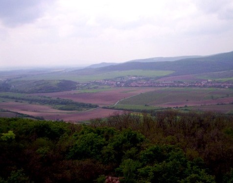 Gombos-hegy �s Hercegk�t a Kir�ly-hegyr�l n�zve